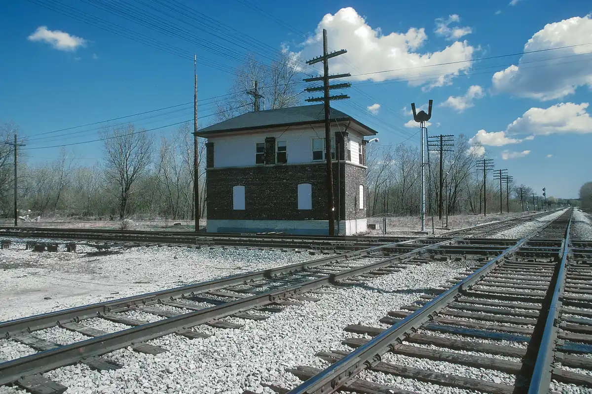 Railroad tower and tracks in Chicago Ridge, Illinois