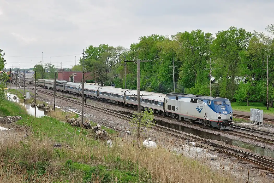 Train crossing East 142nd Street in Dolton, Illinois