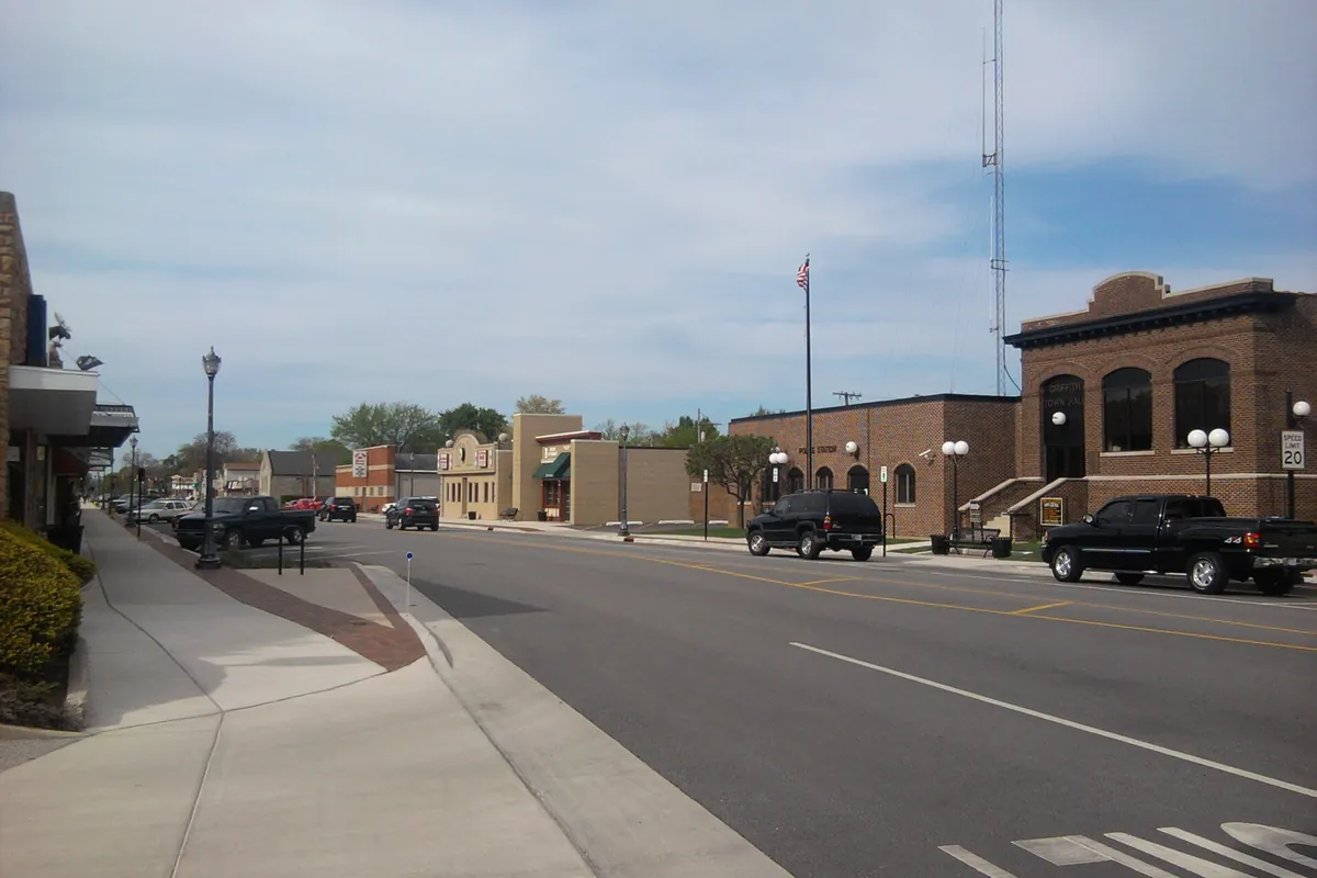 Broad Street in downtown Griffith, Indiana